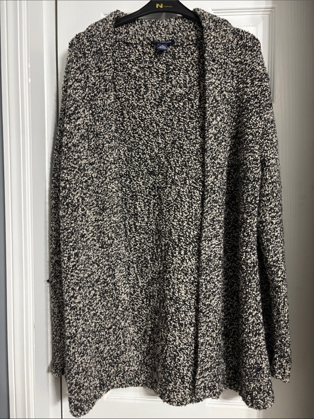 Ann Taylor Wool Blend Cozy Black & White Bouclé Open Front Cardigan Medium